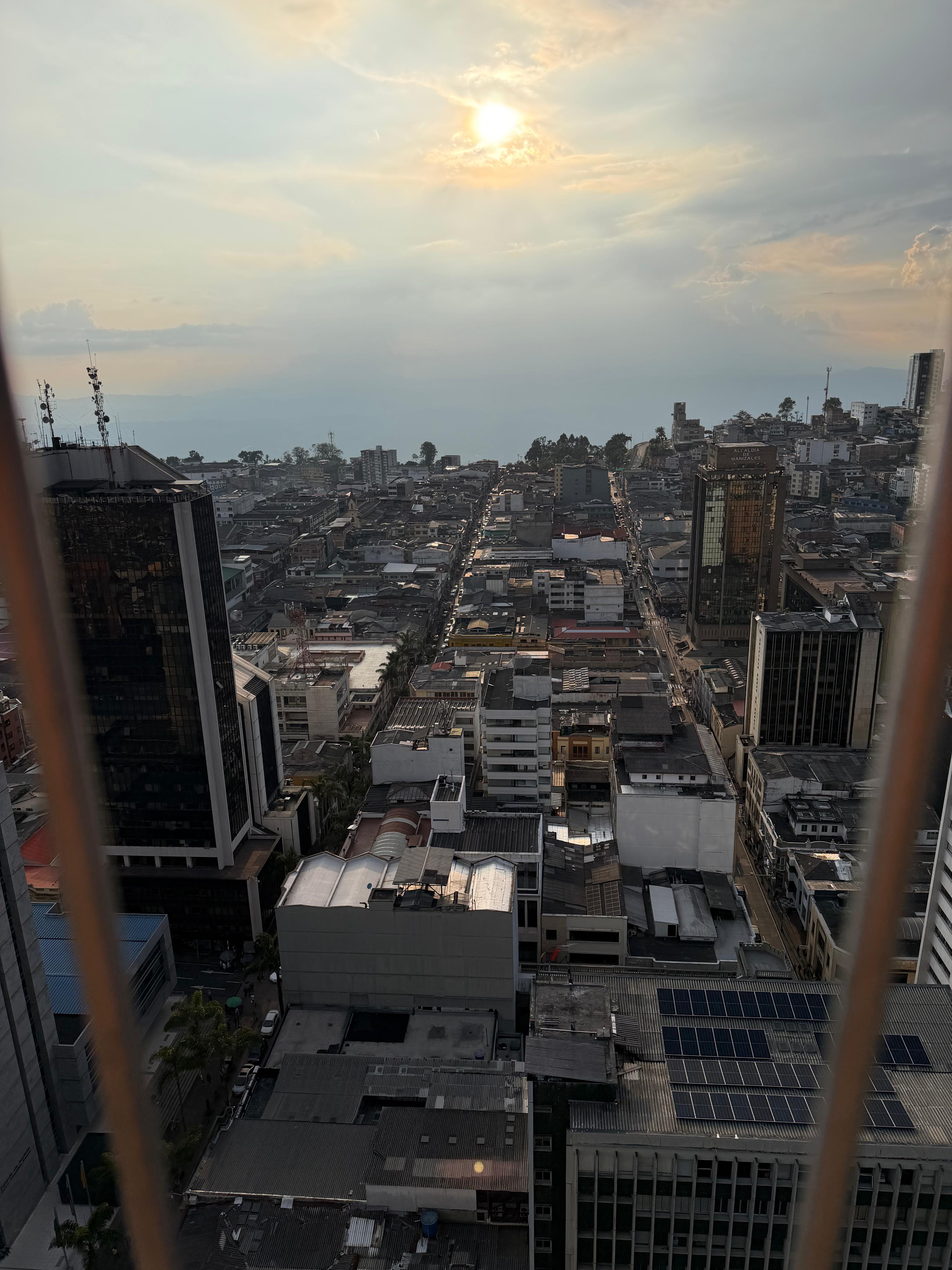 Política y construcción en Colombia: cómo las decisiones del gobierno afectan el precio de tu casa | Torres Arquitectura